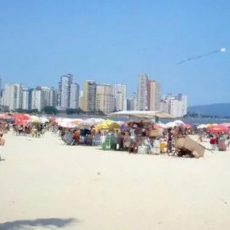Duda Lins Quarto Mobiliado Sao Vicente  Exterior photo